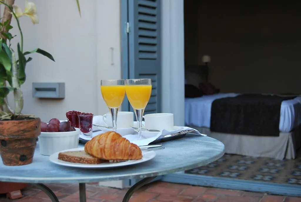 Circa 1905 Bed & Breakfast Barcelona