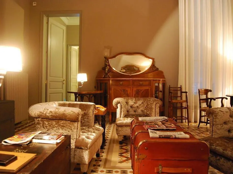 Circa 1905 Bed & Breakfast Barcelona Spain