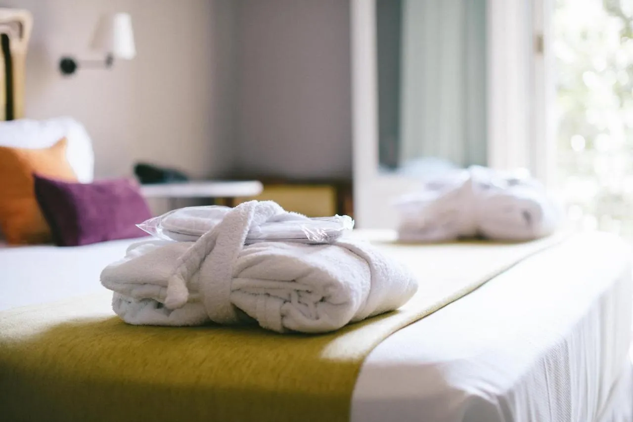 Circa 1905 Bed & Breakfast Barcelona